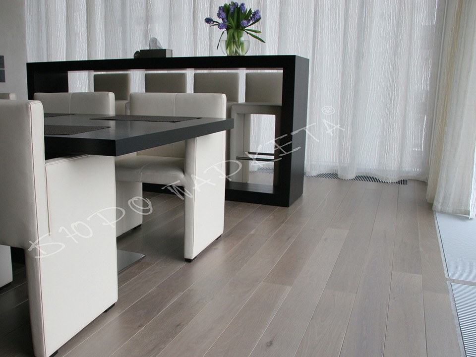 Дуб Жемчуг Серебристый <br> и <br> Дуб Бульвар Морёный